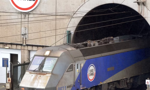 Eurotunnel or Ferry